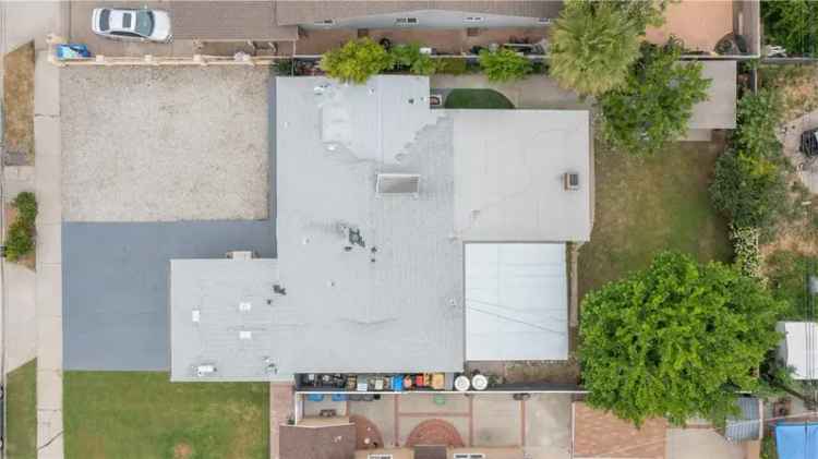 House For Sale in 15212, Tyler Street, Los Angeles, California