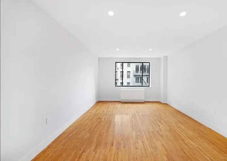 Rent Studio Apartment in Upper East Side with Modern Kitchen and Amenities