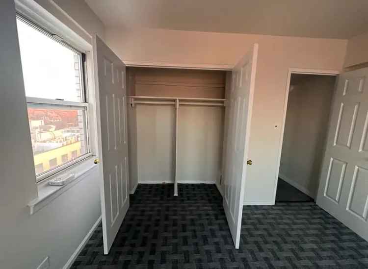 Rent Large 1 Bedroom Apartment in Ideal Location with Pet Friendly Features