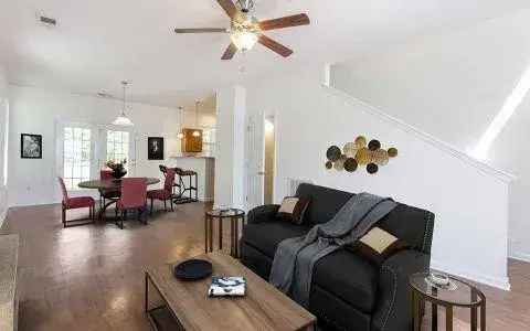 Rent Apartments Near Joint Base Charleston with Modern Amenities