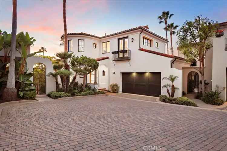 Buy Seascape Villa in Crystal Cove with Ocean Views and Luxury Features