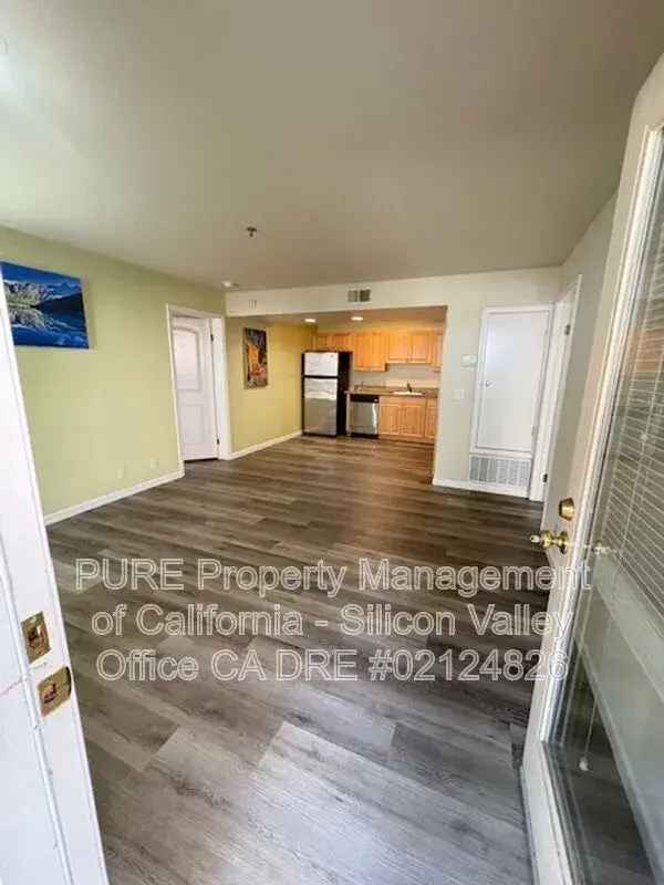 Rent Charming 2 Bedroom 2 Bathroom Apartment in Sunnyvale CA with Amenities