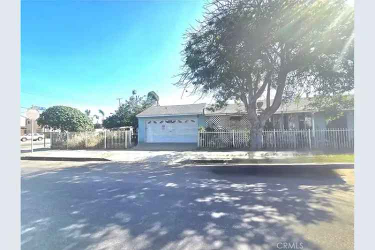 Buy Duplex in Family Neighborhood with Garage Near Ted Watkins Memorial Park