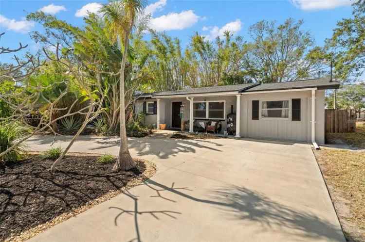 House For Sale in 1736, West Manor Avenue, Clearwater, Florida