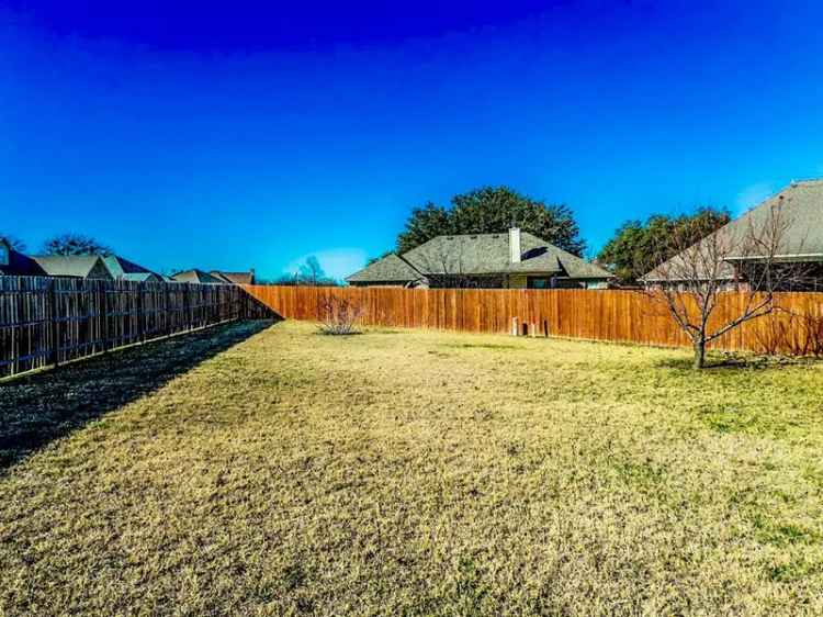 Build Your Dream Home on Vacant Land in Aledo with Exceptional Location