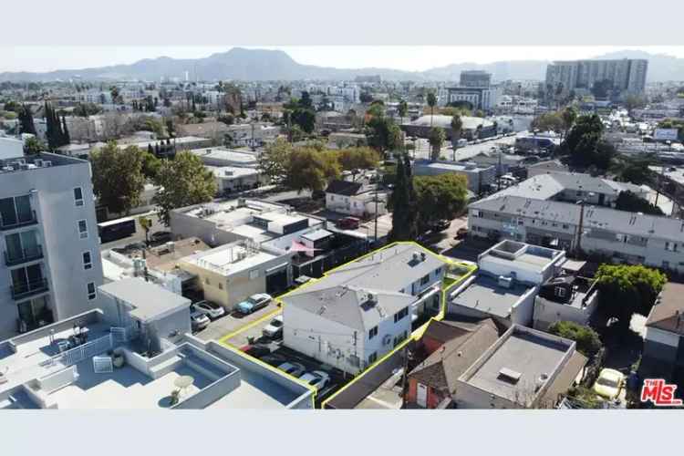 Rent Spacious 3 Bedroom Units in NoHo Arts District Los Angeles