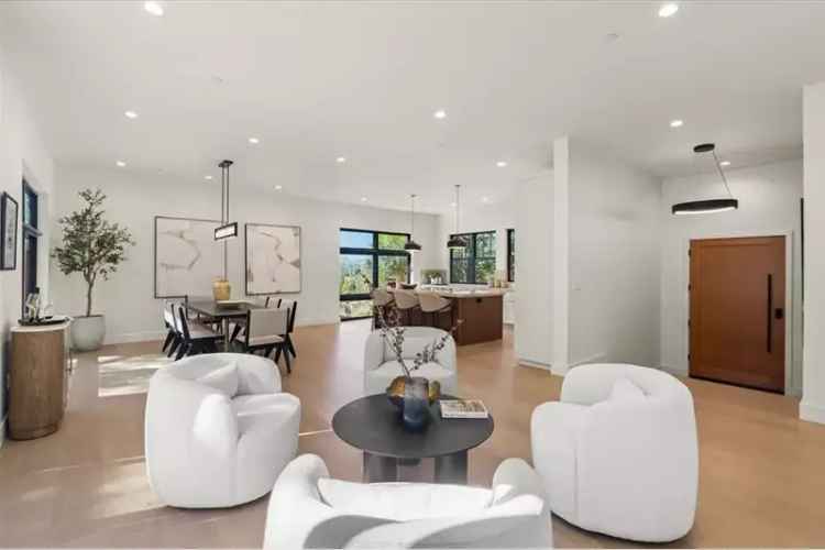 Buy modern residence in Los Gatos with 4 bedrooms and serene outdoor space