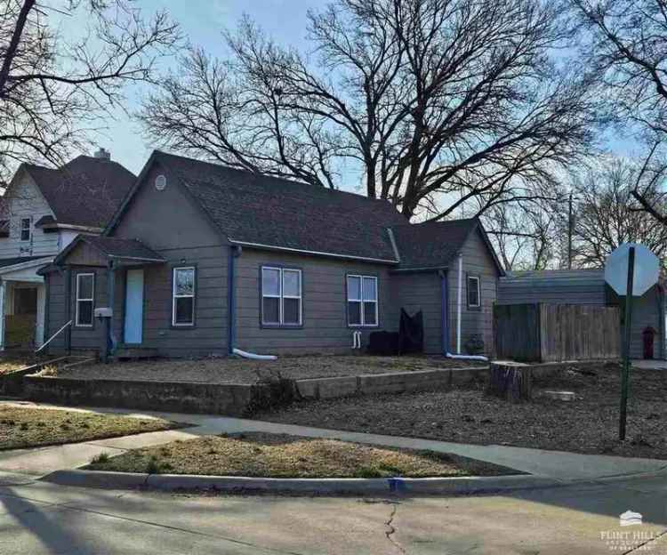 House For Sale in 519, Northwest 7th Street, Abilene, Kansas