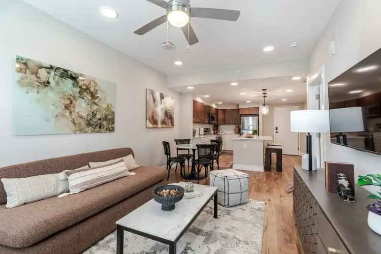 Rent Apartment at Flatiron Flats in Broomfield CO with Modern Amenities