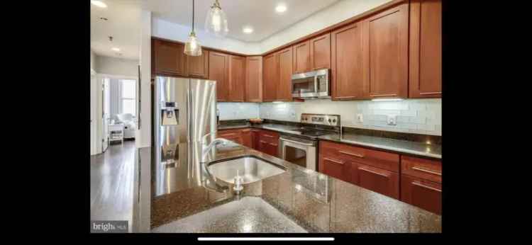 Rent 2 Bedroom Condo in DC with Modern Features near Shaw Metro