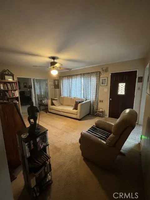 House For Sale in Long Beach, California