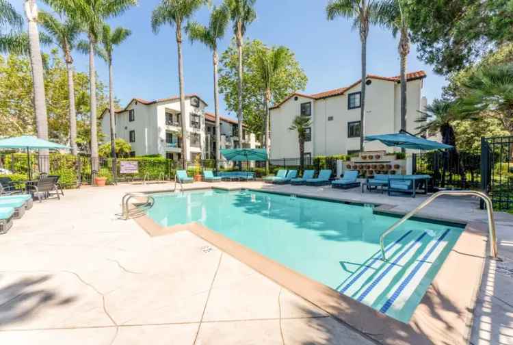 Rent Apartments at Mirada at La Jolla Colony with Great Amenities