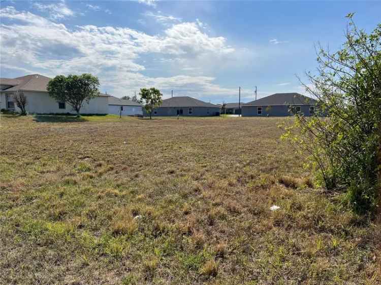 Land For Sale in 642, Northeast 7th Place, Cape Coral, Florida