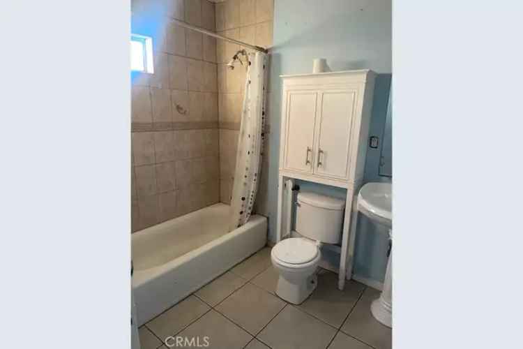 House For Sale in 1410, East 92nd Street, Los Angeles, California