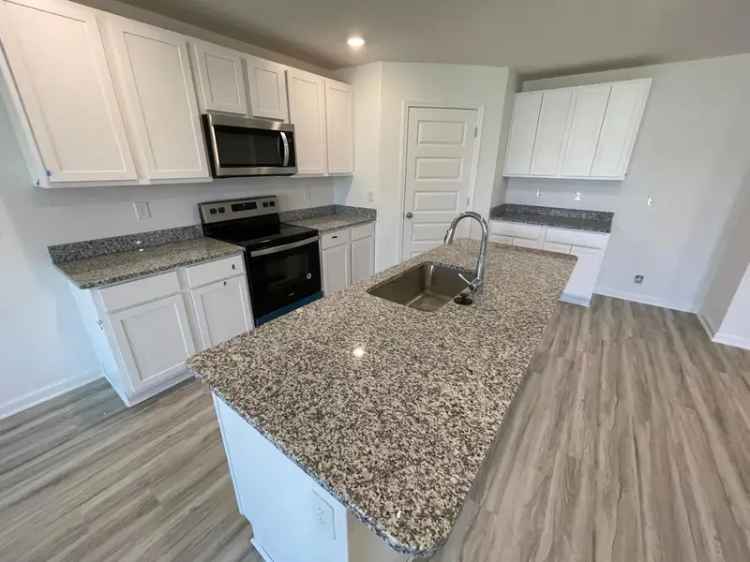 Rent Brand New 4 Bedroom Home in Gulf Shores with Community Pool