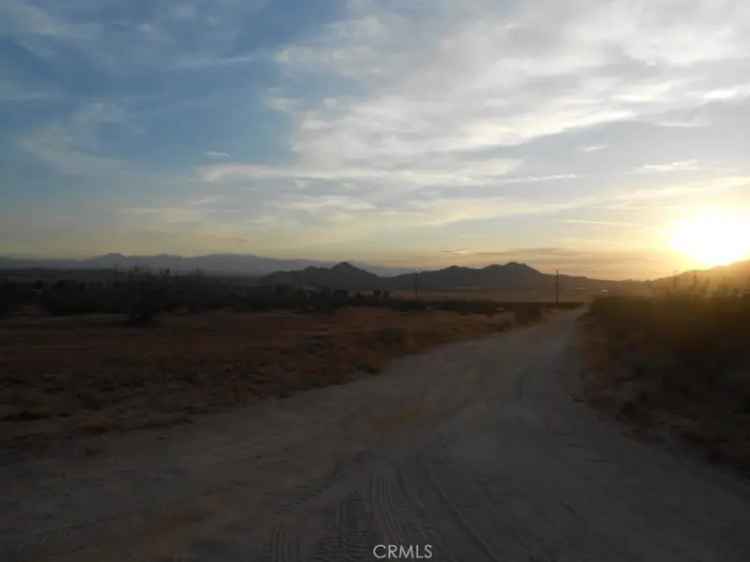 Land For Sale in Apple Valley, California