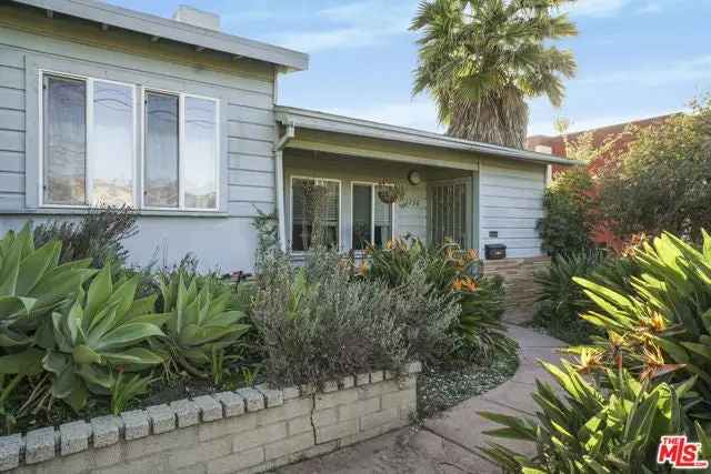 House For Sale in 3734, Sawtelle Boulevard, Los Angeles, California