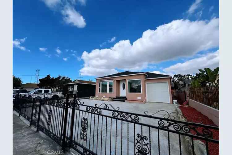 House For Sale in 143, East 108th Street, Los Angeles, California