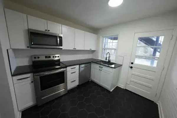 Rent Charming Apartments in Winston-Salem with Modern Amenities