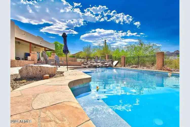 Buy House in AZ with Mountain Views and Pool