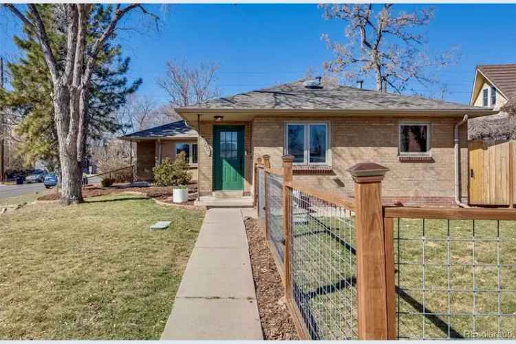 House For Sale in 2001, Grove Street, Denver, Colorado