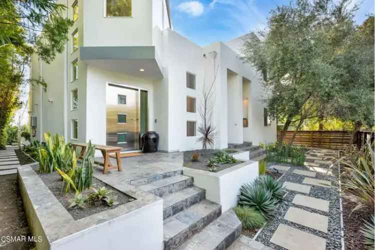 Buy Contemporary Home in Mar Vista with Stunning Views and Outdoor Deck