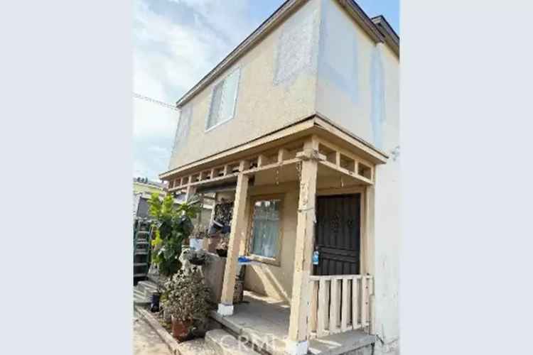 Investment opportunity buy multiunit property in Boyle Heights with features