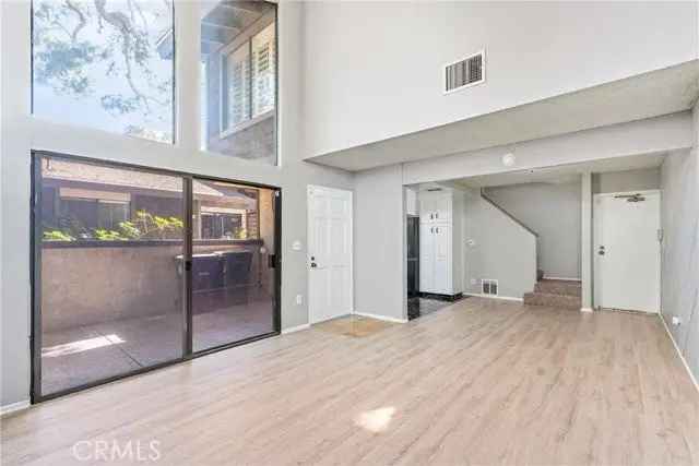 House For Sale in 3669, Country Club Drive, Long Beach, California