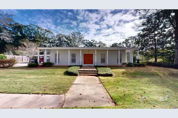 Buy Mid-Century Home in Yester Oaks with Large Lot and Golf Course Views