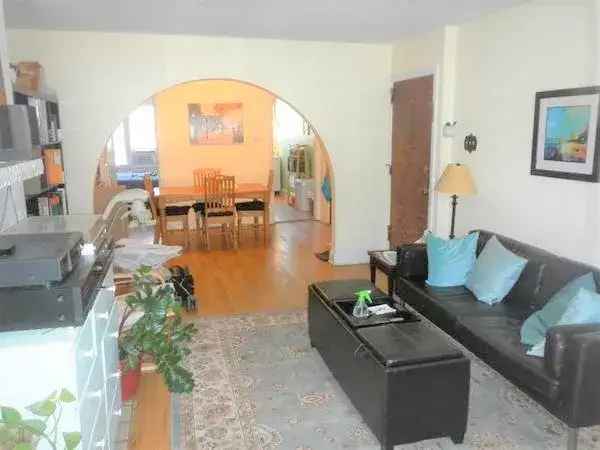 Rent Charming 1 Bedroom Apartment Unit in Squirrel Hill with Character