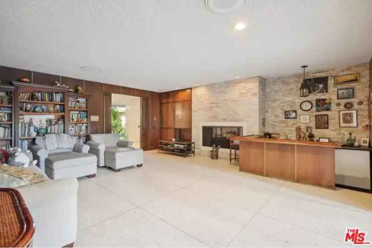 Buy House in Beverly Hills with Swimming Pool and Classic Design