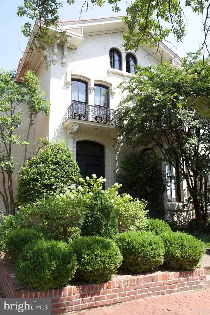 House For Sale in 3023, Q Street Northwest, Washington, District of Columbia