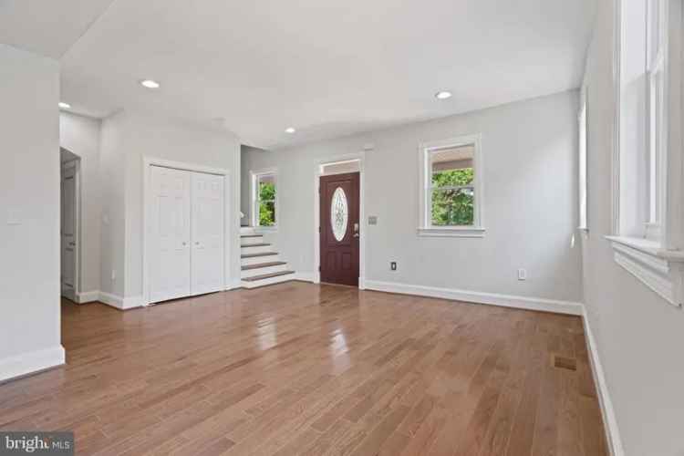 House For Sale in 5308, 13th Street Northwest, Washington, District of Columbia