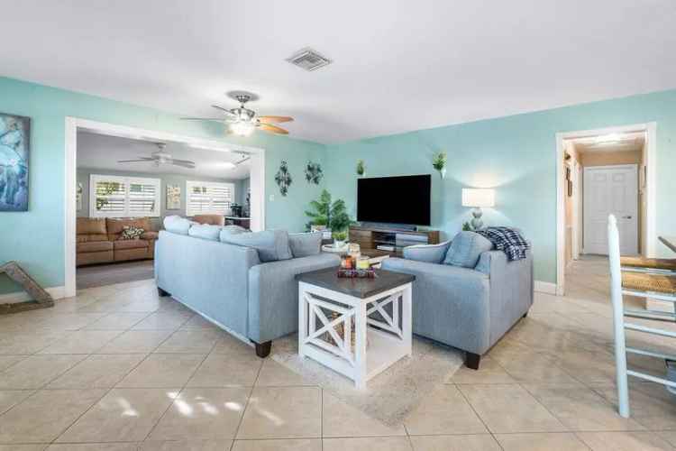 House For Sale in 1103, South Broadway Street, Lantana, Florida