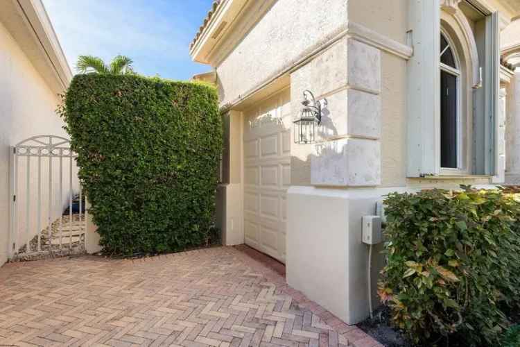 House For Sale in 23, Island Drive, Boynton Beach, Florida