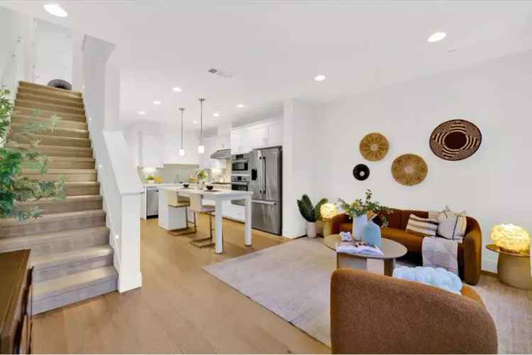 Buy Luxurious Townhome in Fremont with 3 Suites and Modern Features