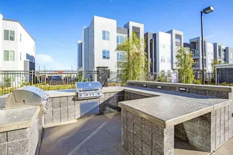 Rent Modern Apartments in Henderson NV with Premium Amenities