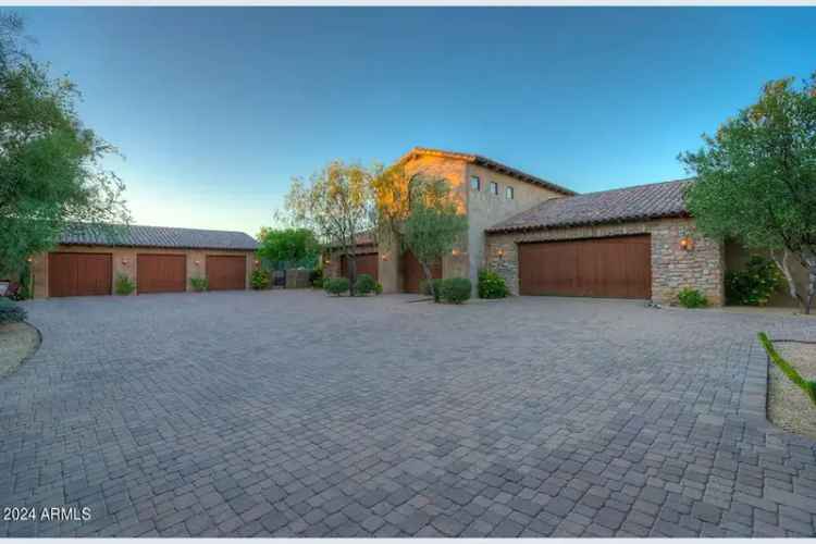 Luxury Estate for Sale in Arizona with Private Gate and Pool