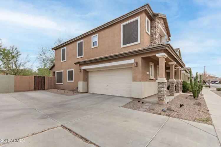 For Sale: 3 Bed 2.5 Bath Home in Tramonto with Beautiful Features