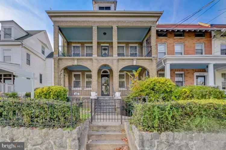 House For Sale in 3904, 8th Street Northwest, Washington, District of Columbia