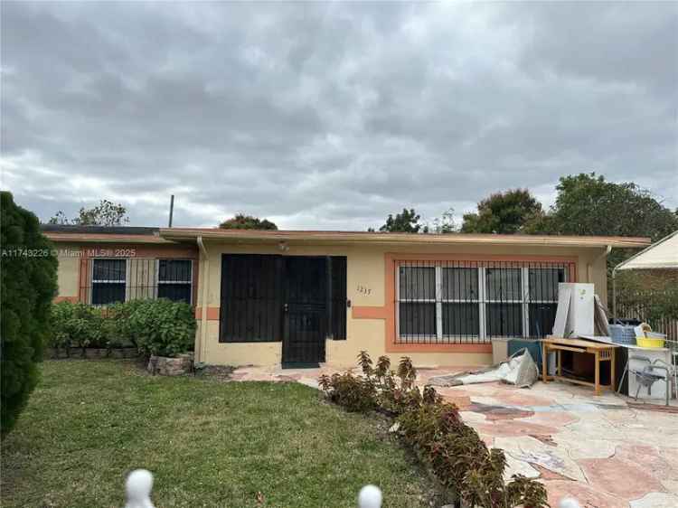 House For Sale in 1237, Northwest 15th Avenue, Fort Lauderdale, Florida