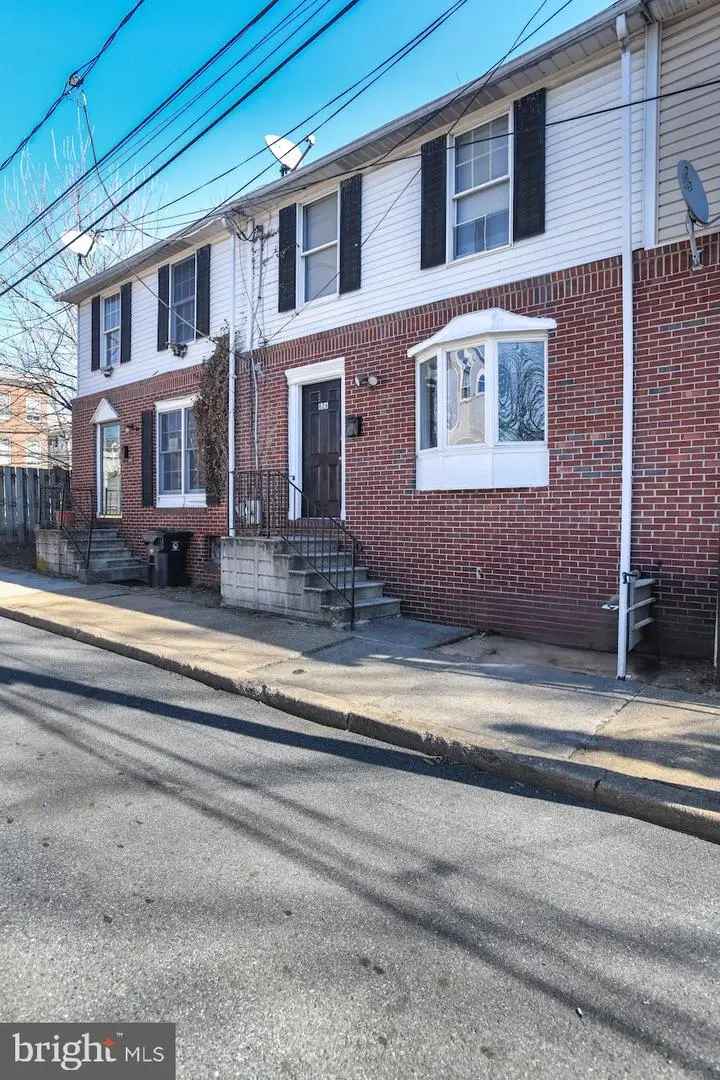 House For Sale in 626, Windsor Street, Wilmington, Delaware