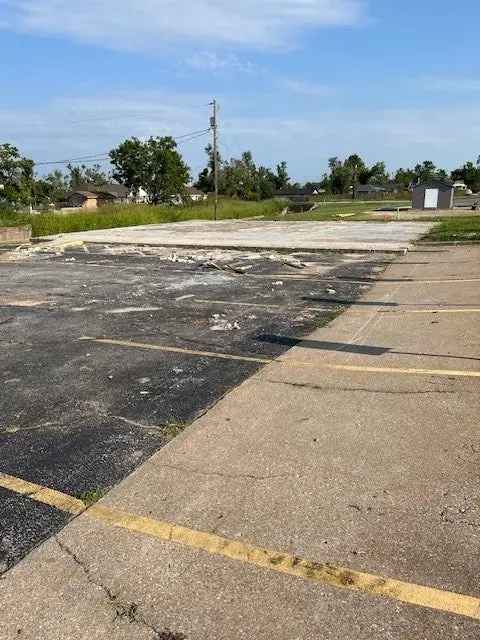 Land For Sale in 917, West Walnut Street, Rogers, Arkansas