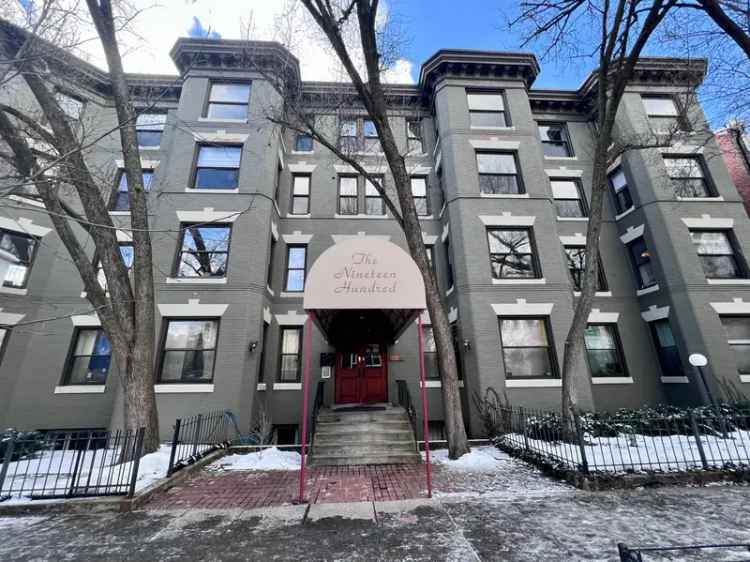 House For Sale in 1900, S Street Northwest, Washington, District of Columbia