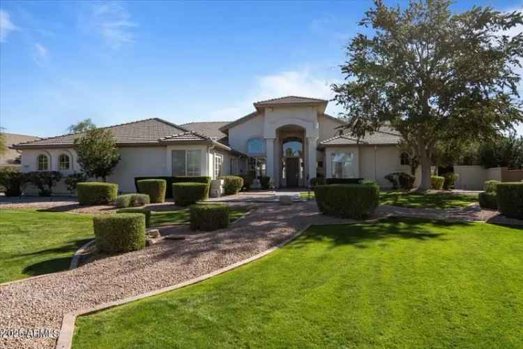 Rent Scottsdale Home with Pool and Solar Panels in Exclusive Community