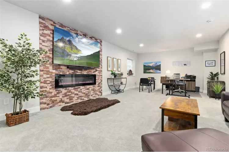 Buy Move-in Ready Retreat House in Castle Rock with Mountain Views