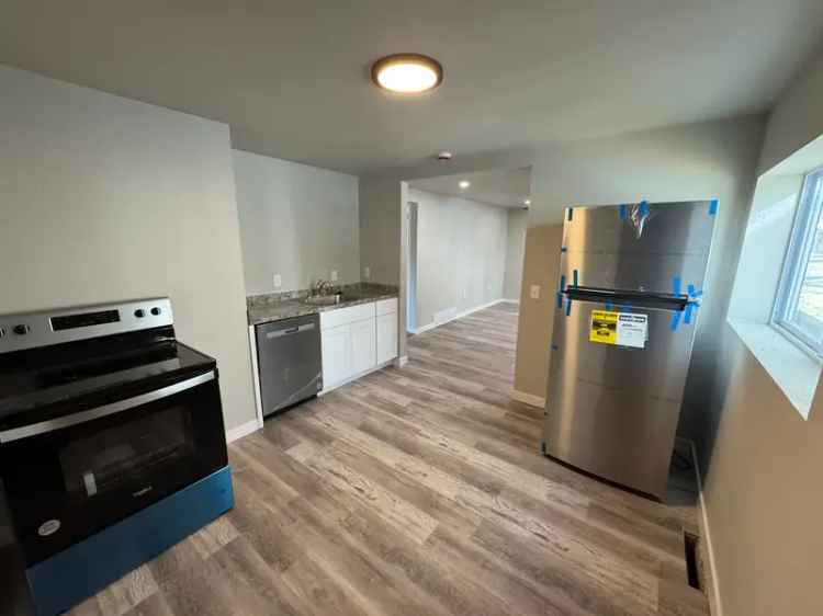 Apartment Unit for Rent Freshly Remodeled Near Ivy Wild and Seven Falls