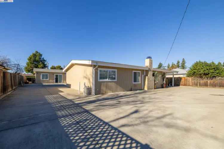 House For Sale in 1567, Ayers Road, Concord, California