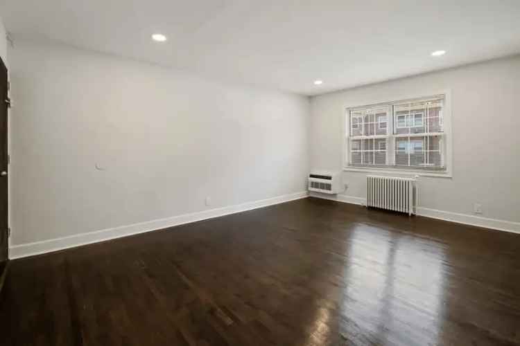 Rent Spacious Apartments in Ft. Lee with Upscale Features