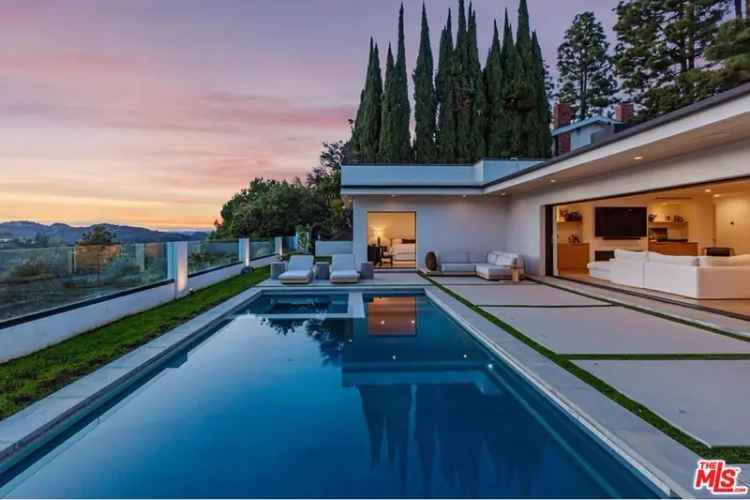 Buy Single Level House in Studio City with Stunning Views and Luxury Features